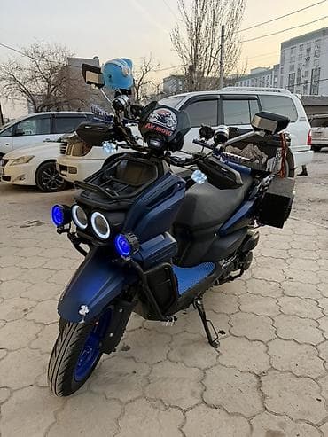 Скутер/танк-скутер с расширенным городским обвесом. Основные — 2