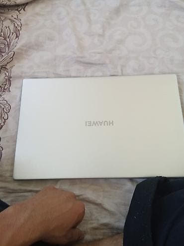 macbook 13 pro: Ноутбук Huawei (серия MateBook, 15") с Windows 11 - Экран: примерно — 2