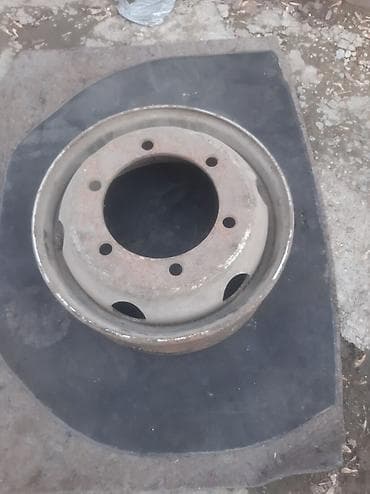 vossen 16: Железные Диски R 17.5 1 шт, отверстий - 6, Б/у — 1