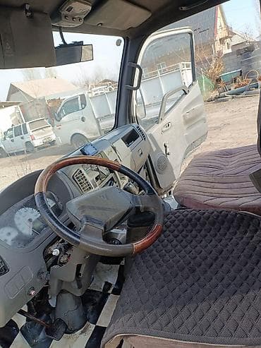 r17 215 60: Легкий грузовик, Foton, Стандарт, Б/у — 9