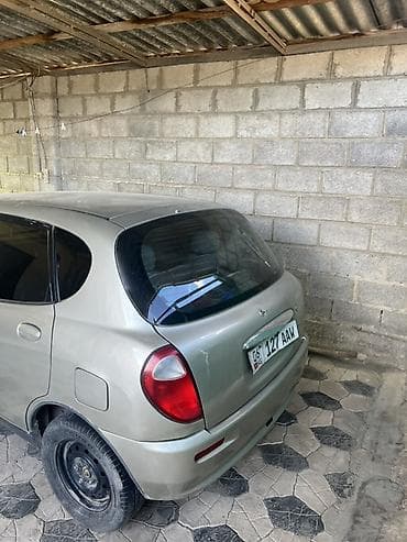 Toyota Duet: 2002 г., 0.1 л, Автомат, Бензин, Хэтчбэк — 4