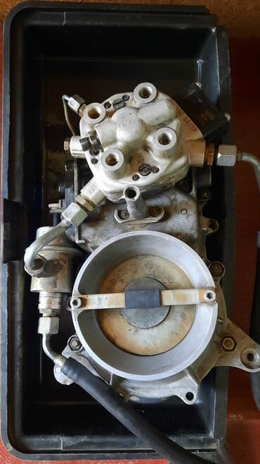 Дозатор. KE-Jetronic. Мерседес 102 двигатель. Покажем на видео как