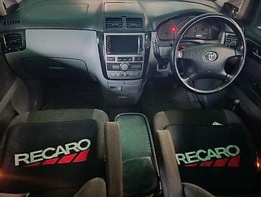 bcd com: Toyota Ipsum: 2002 г., 2.4 л, Автомат, Бензин, Минивэн — 3