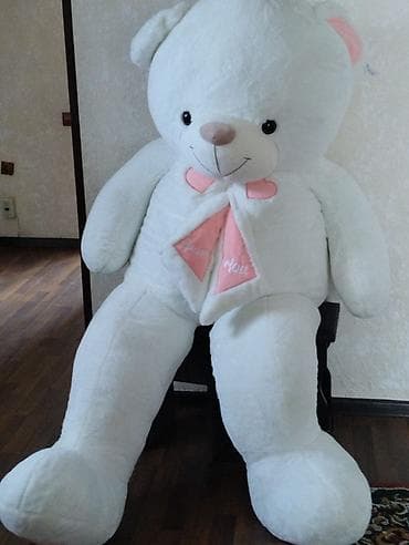 Большой плюшевый медведь - Цвет: молочно-белый с розовыми акцентами