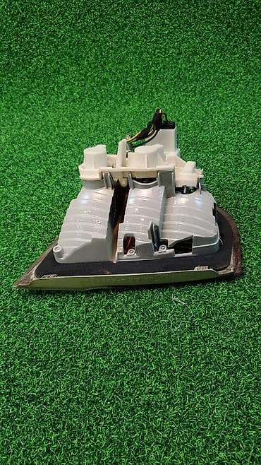 Продам фонарь в крышку багажника на BMW 3 серии (поколение Е90) - — 5