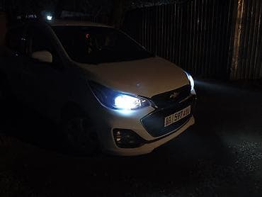 kia xceed: Chevrolet Spark: 2019 г., 1 л, Автомат, Бензин, Хэтчбэк — 4