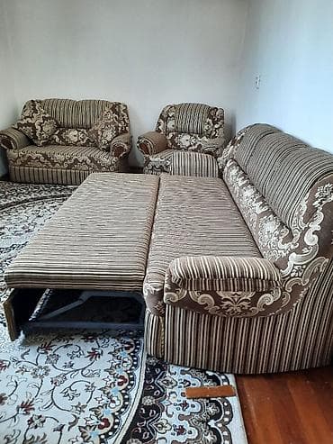 Гарнитуры для зала: Гарнитур мебели для гостиной и спальни. Состав: - Раскладной — 2