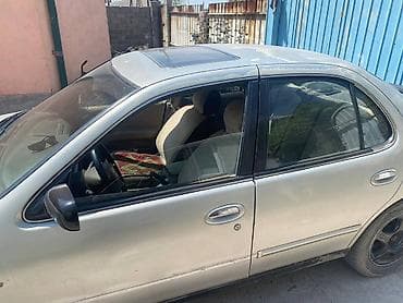 Nissan Altima: 1996 г., 2.4 л, Автомат, Бензин, Седан
