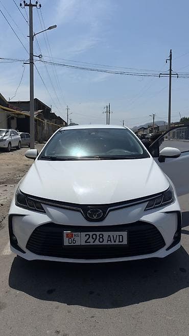 Унаа: Toyota Corolla: 2021 г., 1.8 л, Робот, Гибрид, Седан — 2