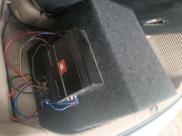 aura магнитола: Сабвуфер MTX Audio в закрытом коробе + усилитель JBL - Сабвуфер MTX — 2