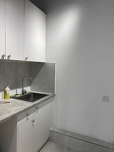 open space: Ул. Суюмбаева Сдается офисное помещение Open Space Площадь: 91м2 — 1