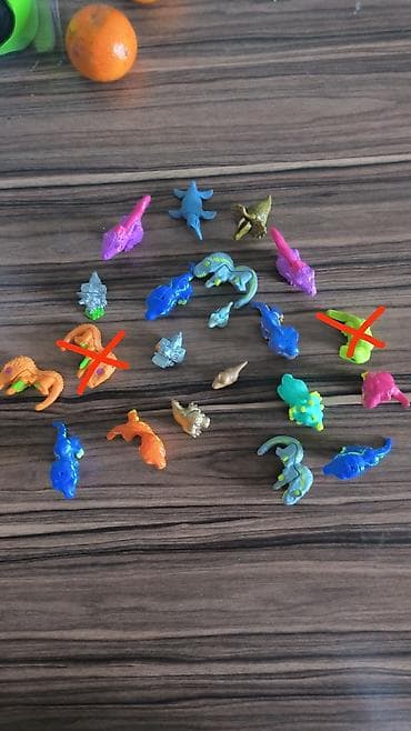 дои: Штука 60-70 сом, Индораптор 150 сом. - — 1