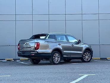 Продажа авто: Geely : 2021 г., 1.8 л, Автомат, Бензин, Пикап — 2