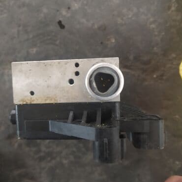 Привозной Тормозной гидроблок Toyota Aristo. Так же подходит на Land