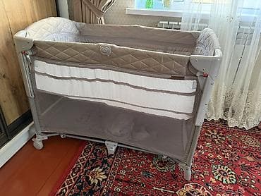 Детский мир: Манеж-кровать, Б/у, Складная — 1