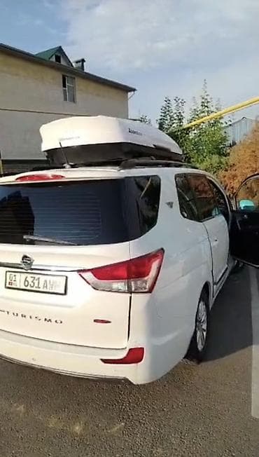 салквн тор: Ssangyong Korando Turismo: 2018 г., 2.2 л, Автомат, Дизель, Минивэн — 5