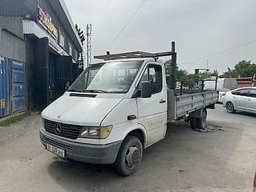 Легкий грузовик, Mercedes-Benz, Стандарт, 3 т, Б/у at lalafo.kg Легкий грузовик, Mercedes-Benz, Стандарт, 3 т, Б/у
