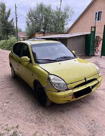 с4 2: Daihatsu Sirion: 1998 г., 0.8 л, Механика, Бензин, Хэтчбэк — 2
