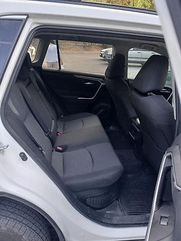 lexus e: Toyota RAV4: 2021 г., 2.5 л, Автомат, Гибрид, Кроссовер — 8