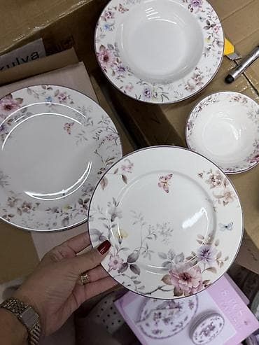 dish sets: Столовый набор из фарфора с цветочным узором - Комплектация на 8 — 3