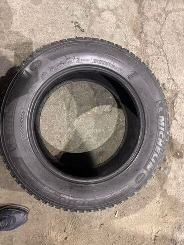 шины на нивы: Шины 225 / 65 / R 17, Зимняя шипованная, Б/у, Комплект, Внедорожные (АТ/МТ), Германия, Michelin — 5