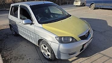 рассрочку автомобиль: Mazda Demio: 2004 г., 1.3 л, Бензин — 3