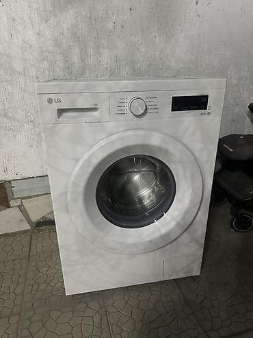 Стиральная машина LG с фронтальной загрузкой, загрузка до 6 кг