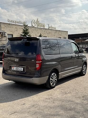 haima 3: Hyundai Grand Starex: 2019 г., 2.5 л, Автомат, Дизель, Минивэн — 4