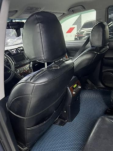 бампе: Toyota Highlander: 2011 г., 3.5 л, Автомат, Бензин, Кроссовер — 7