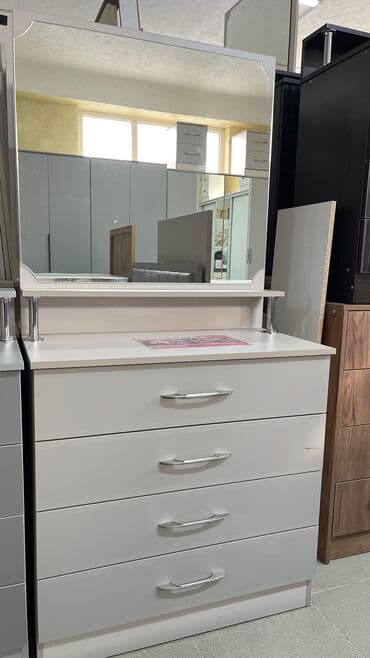 самые дешевые спальные гарнитуры с матрасом в комплекте: Спальный гарнитур, Новый, Двуспальная кровать, Комод, С матрасом, МДФ, Бесплатная доставка — 7