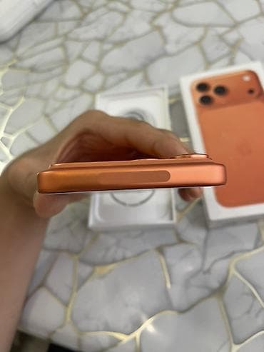 iphone xs mac: IPhone 17 Pro Max, Б/у, 256 ГБ, Оранжевый, Зарядное устройство, Кабель, Коробка, 100 % — 5