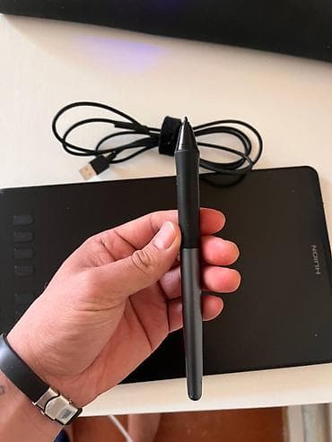 htc: Huion, Б/у, Размер A5, Кабель, Совместим с Linux, Windows, iOS — 2