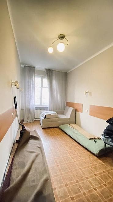 Недвижимость: 3 комнаты, 68 м², Филармония Сталинка, 2 этаж, Старый ремонт — 3