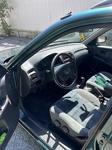 Продажа авто: Mazda 626: 2000 г., 2 л, Механика, Бензин, Универсал — 8