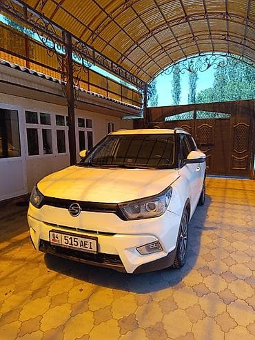стопы: Ssangyong Tivoli: 2017 г., 1.6 л, Автомат, Бензин, Кроссовер — 2