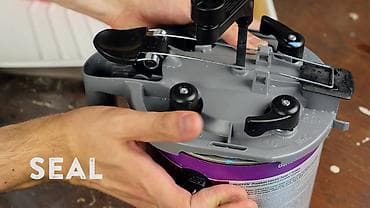 Инструменты для авто: Продам крышки-дозаторы на банки 1 литр для розлива автокраски — 4