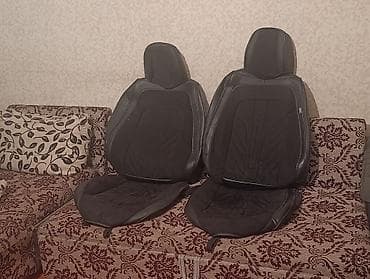 кожа для машины: Чехлы С подушкой, цвет - Черный, Б/у, Самовывоз — 1