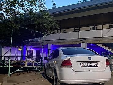 Volkswagen Polo: 2014 г., 1.6 л, Автомат, Газ