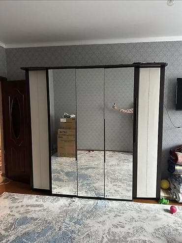 Эмерек гарнитурлары: Уктоочу бөлмө гарнитуру, Колдонулган, Эки кишилик керебет, Комод, Шкаф, Өзү алып кетүү, түсү - Күрөң — 2