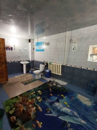 продаю домик: Үй, 314 кв. м, 7 бөлмө, Риелтор, Эски ремонт — 15