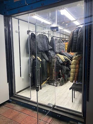 скотч для окон: Перегородка контейнера — 1