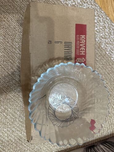 посуда пияла: Посуда:
Салатницы, 6 шт - 200 сом — 2