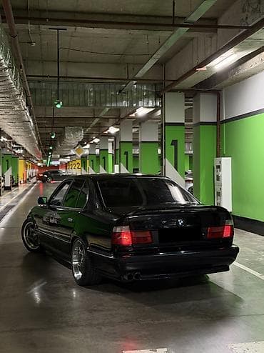 колпак 22 5: BMW 540: 1994 г., 4.4 л, Механика, Бензин — 2