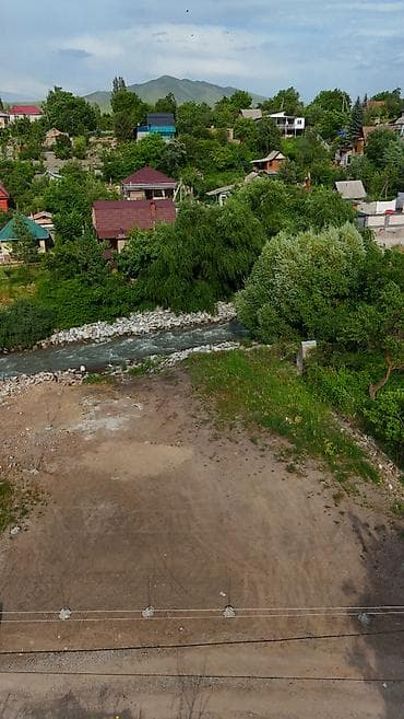 сдаю дом с выкупом: 5 соток, Для строительства, Красная книга — 5