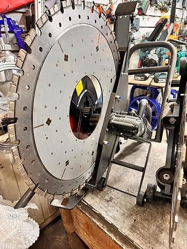 диск по бетону: Алмазная кольцевая/дисковая стенорезная установка для резки бетона и — 1