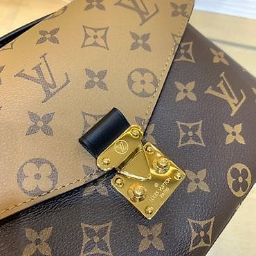 римен: Сумка кросс-боди Louis Vuitton с фирменным монограммным канвасом — 2