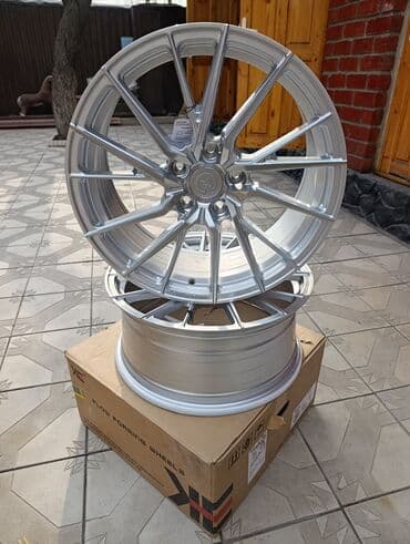 купить диски на хонда степвагон: Литые Диски R 18 Vossen, Комплект, отверстий - 5, Новый — 4