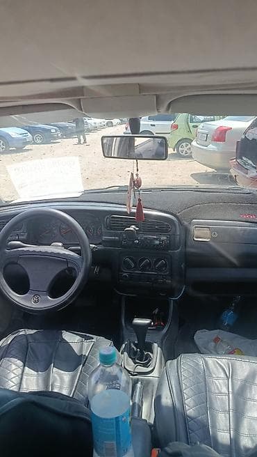 пороги венто: Volkswagen Vento: 1993 г., 2 л, Автомат, Бензин, Седан — 1