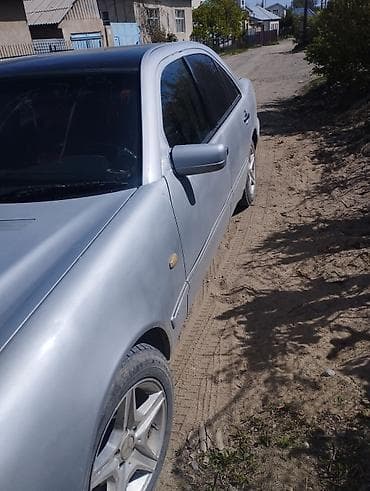 Транспорт: Mercedes-Benz E-Class: 1997 г., 2.3 л, Кол менен иштөөчү, Бензин, Седан — 2