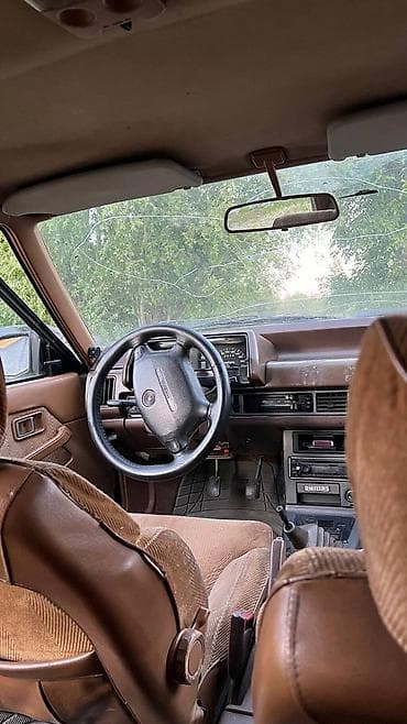 mazda 626 2 2: Mazda 626: 1985 г., 2 л, Механика, Бензин, Седан — 8